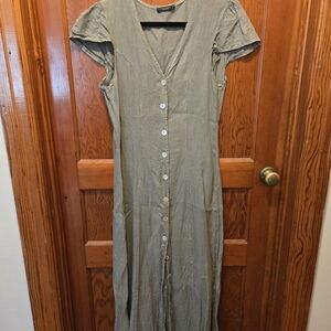 Lungo L'arno Green Linen and Abalone Button-Front Maxi Dress Size Large